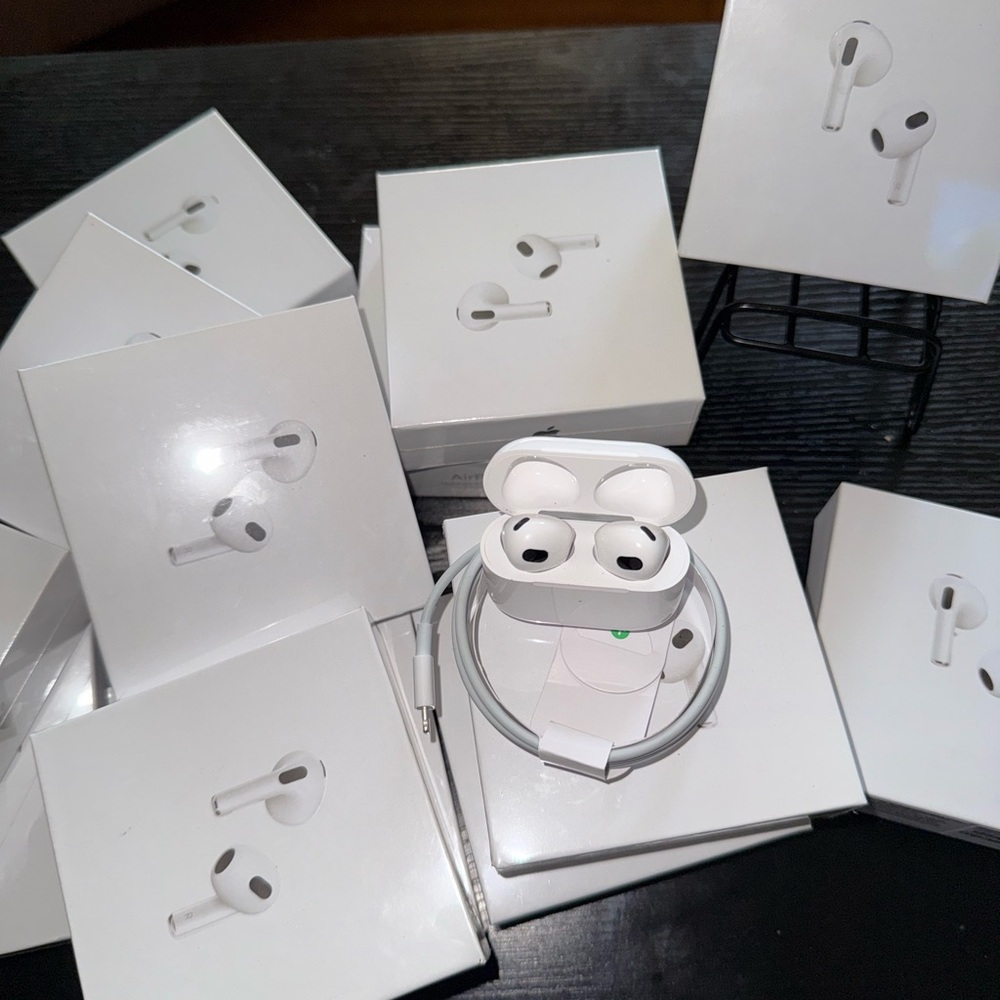 Apple AirPods Gen3 +Charging Cord
Wireless Earbuds+Charging Case 
Never Open Box